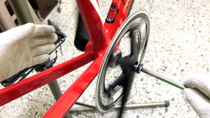 Details about   # QZO Bicycle Crank Crankset Bottom BB Axle Allen Screw For Shimano Red show original title 