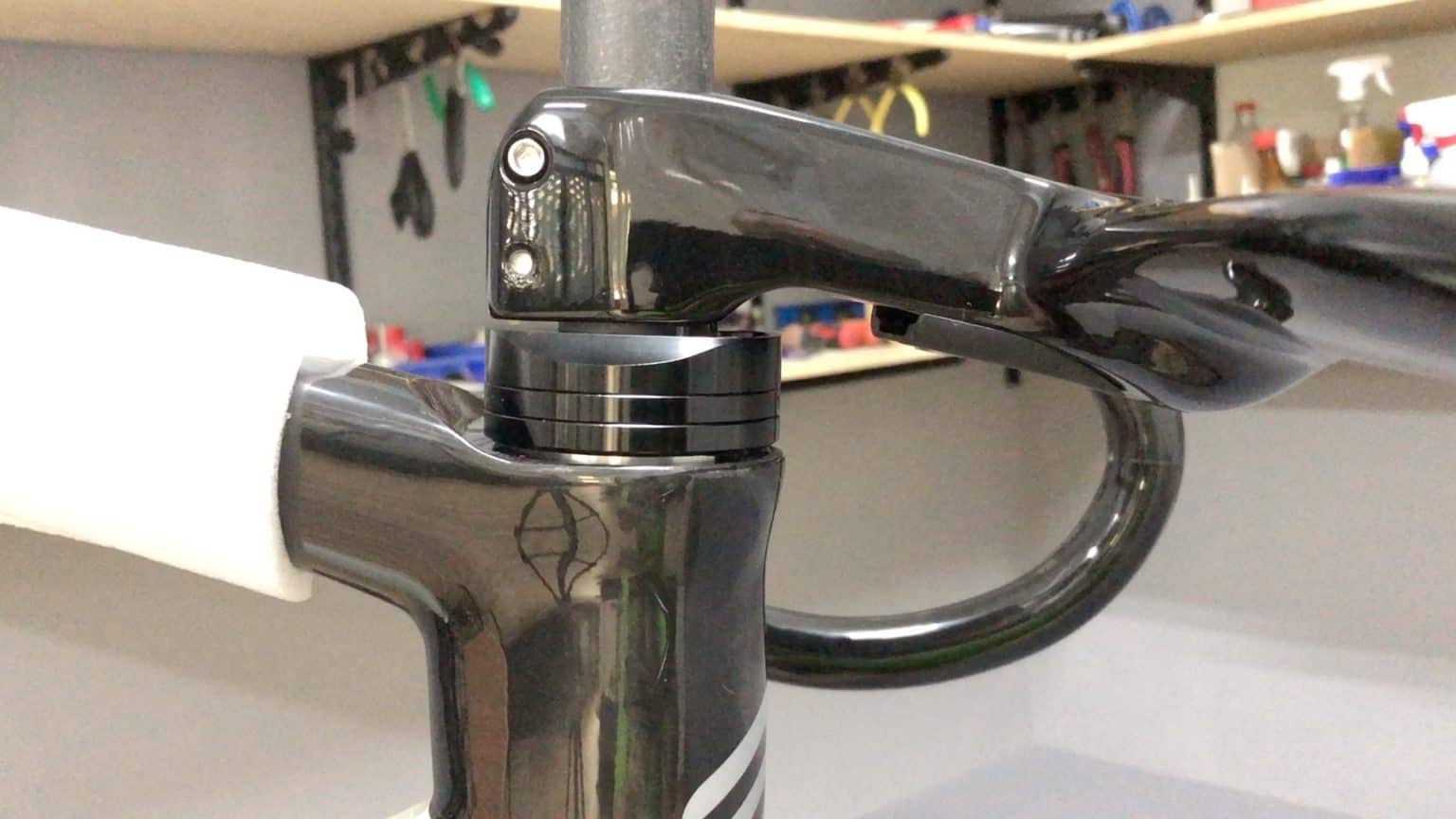 Internal cable routing bottom bracket best sale