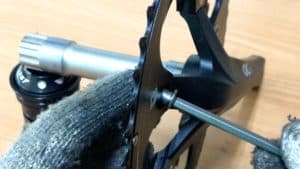 removing chainrings bolts from crank