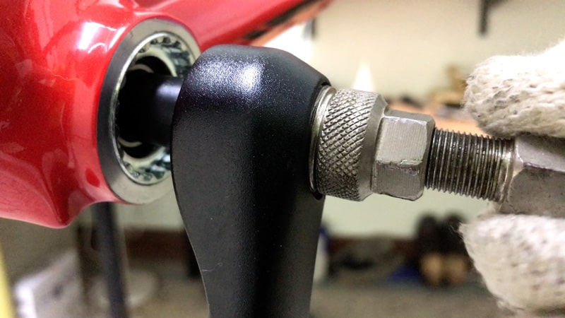 installing square taper cranks