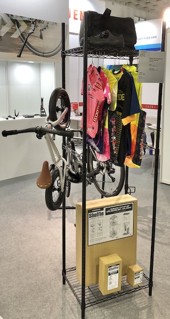 storage unit for bicycle gear
