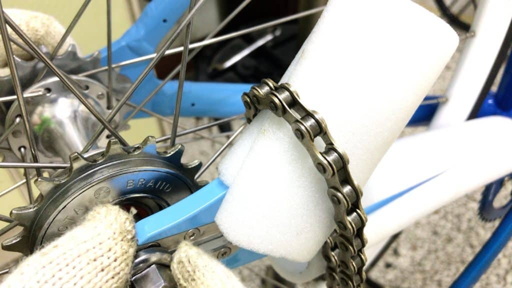 Protecting seat stay from chain damage