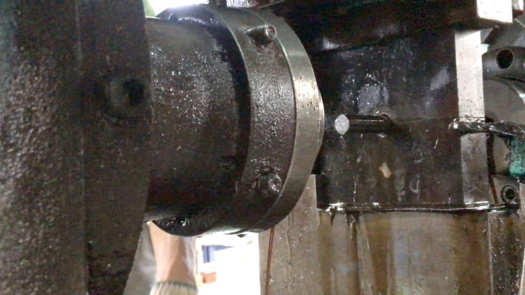 Spindle clamped in Hydraulic Press