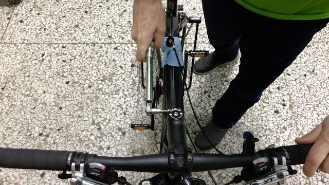 Using Torque Wrench to tighten Stem Bolt